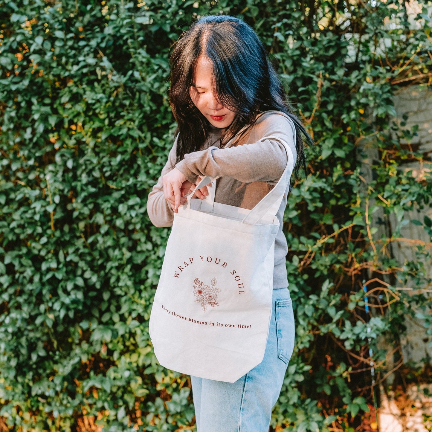 Zodiac FLowers Tote Bag